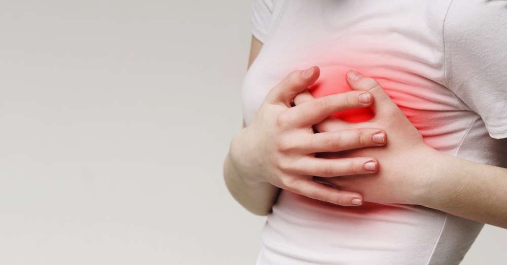 A Painful Breast Lump May Be Mistaken For Cancer When Itâs Really ...
