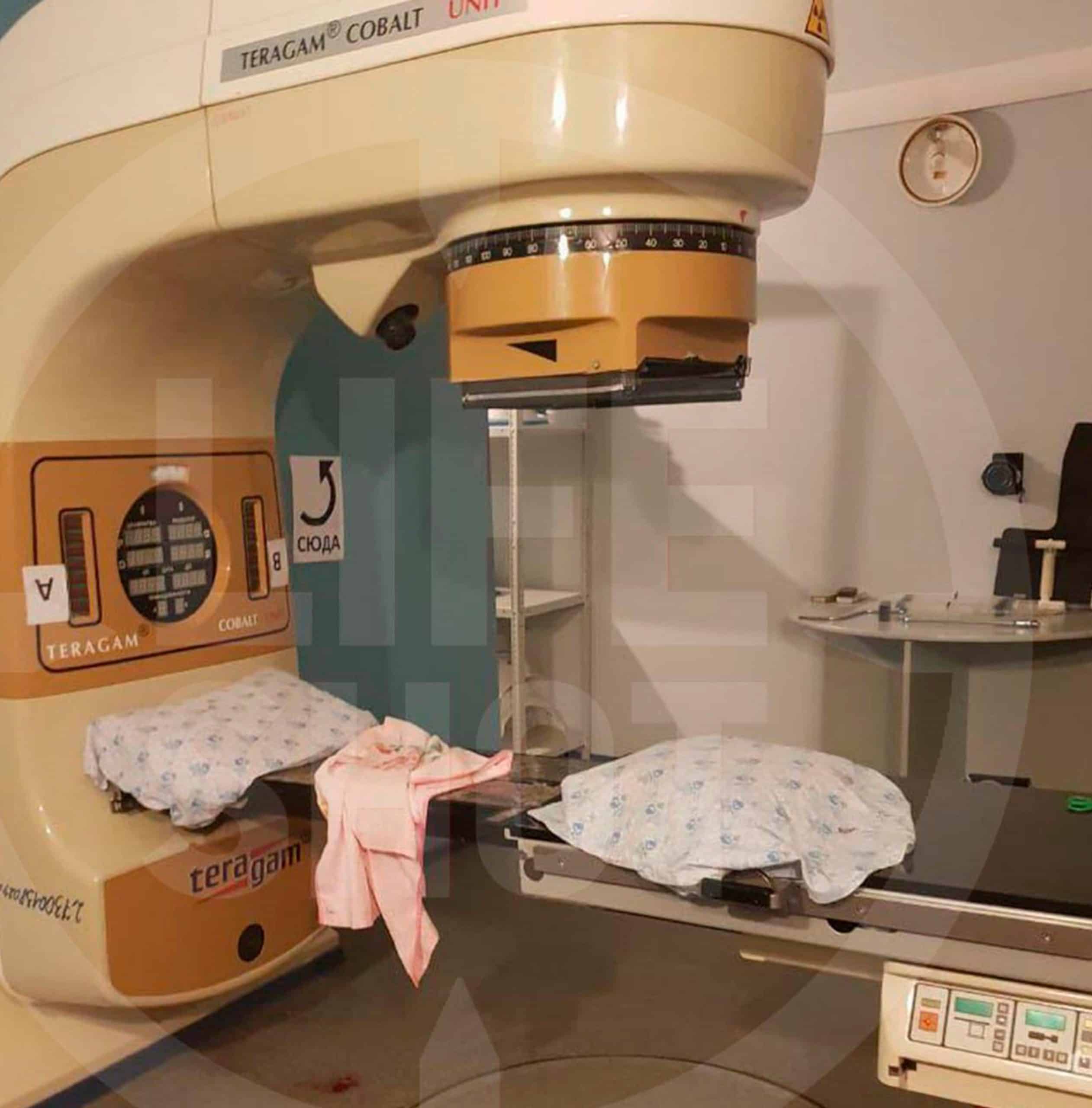 Breast cancer sufferer is crushed to death by radiation machine in ...