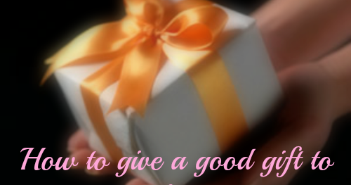 How to give a good gift to someone with breast cancer